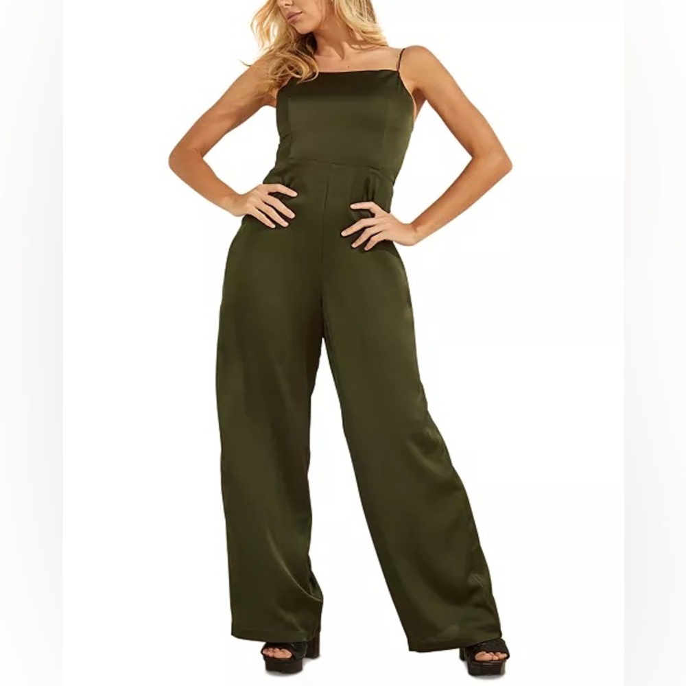 NWT Size 8 Guess Kora Backless Jumpsuit